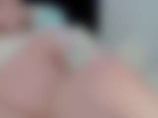sexyalexax's Live Sex Cam Show