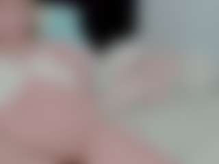sexyalexax's Live Sex Cam Show