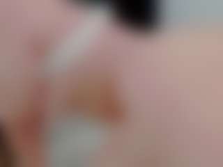 Live cam show with sexyalexax - Fingers on Hubzter Live
