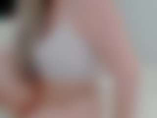 sexyalexax's Live Sex Cam Show