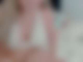 sexyalexax's Live Sex Cam Show