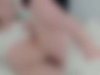 sexyalexax's Live Sex Cam Show