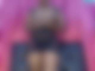 sexyebonytee's Live Sex Cam Show