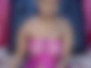 sexyebonytee's Live Sex Cam Show
