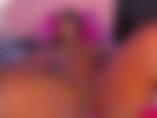 Live cam show with Keily-w - Thick on CamwithHer