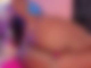 Live cam show with Keily-w - Bedroom Black on Lustler
