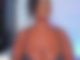 Live-camshow met Keily-w - Ebony Shaved Pussy op Camsoda