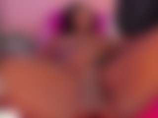 Live cam show with Keily-w - Dildo Or Vibrator on Camsoda Late Night