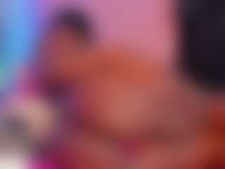 Live cam show with Keily-w - Black Shaved Pussy on Sweet Sext