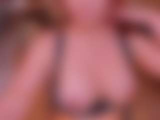 Live cam show with babette69 - Fingering MILF on https://playwithruby.com