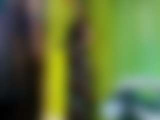 Live cam show with girasol-walton - Lesbian on Mixed Magazine Live