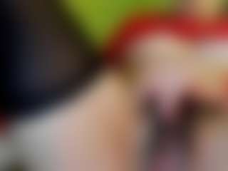 Performer in webcam MILF girasol-walton in streaming live