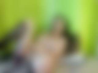 girasol-walton MILF webcam performer live streaming