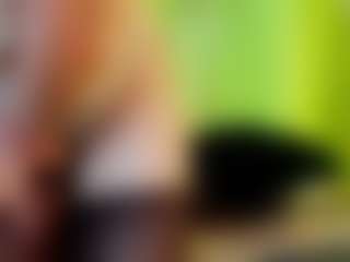 girasol-walton MILF webcam performer live streaming