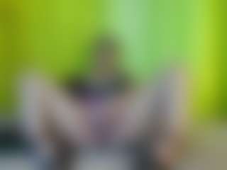 girasol-walton's Live Sex Cam Show