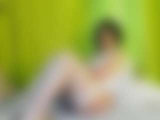 Live cam show with girasol-walton - Granny Big Ass on CamClone