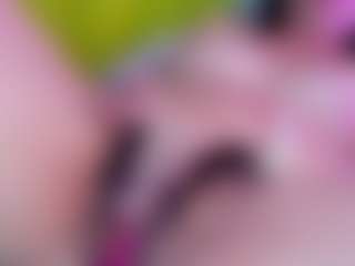 girasol-walton's Live Sex Cam Show