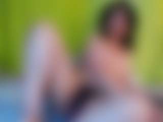 girasol-walton's Live Sex Cam Show