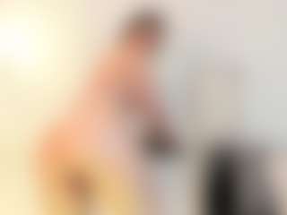 girasol-walton's Live Sex Cam Show