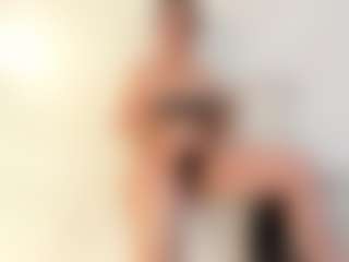 girasol-walton's Live Sex Cam Show