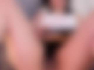 girasol-walton's Live Sex Cam Show