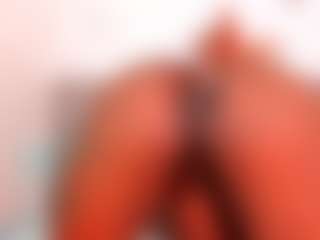 Live cam show with emma-foxx1 - Bedroom Latina on https://playwithruby.com | colombia