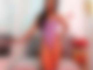 Live cam show with emma-foxx1 - Bedroom Ebony on parknlotfishbdy