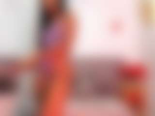 Live cam show with emma-foxx1 - Brown Eyes Ebony on hrnylive.com