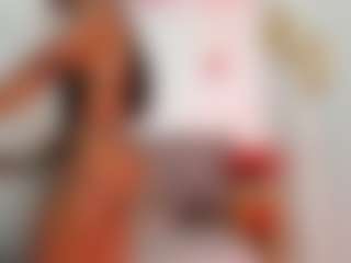 Live cam show with emma-foxx1 - Skinny on Camsoda