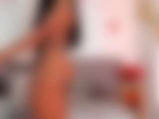 Live cam show with emma-foxx1 - Living Room on fapnchat
