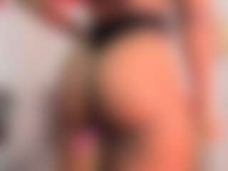 emma-foxx1's Live Sex Cam Show