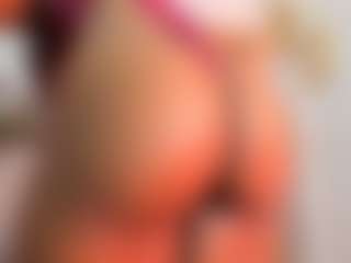 emma-foxx1's Live Sex Cam Show