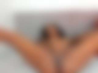 emma-foxx1's Live Sex Cam Show