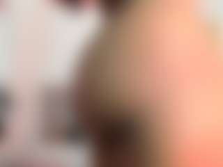 Live cam show with emma-foxx1 - Latina on Camsoda | colombia