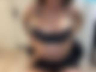 Live cam show with Laladoll - Dirty on milfzrlive.com