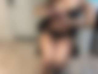 Live cam show with Laladoll - Brown Hair on pussylord.com