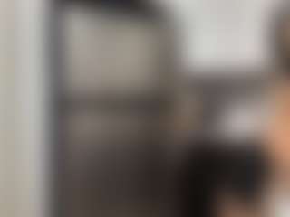 Live cam show with Laladoll - Brown Hair on Pornisteam.com