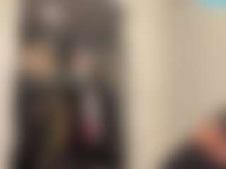 Live cam show with Laladoll - Bedroom Curvy on Camsoda