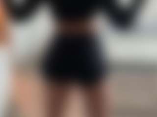 Live cam show with Laladoll - Strip Curvy on Gym Cam Girls