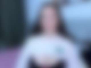 Angela MILF webcam performer live streaming