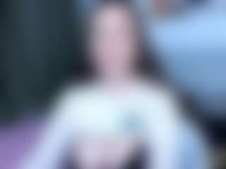 Live cam show with Angela - Brown Hair on boobsie.com