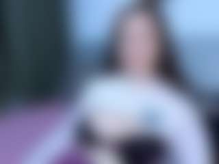 Angela MILF webcam performer live streaming