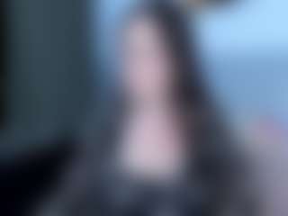 Angela MILF webcam performer live streaming