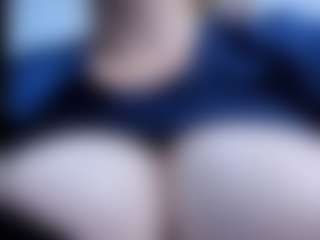 Live cam show with Angela - Handjob on Soda Cam