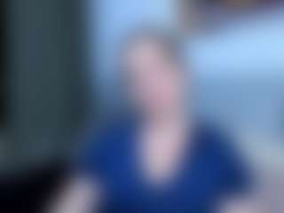 Live cam show with Angela - MILF Teen (18+) on Cam Slut
