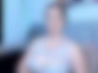 Live cam show with Angela - Middle Aged on friskycurves.com