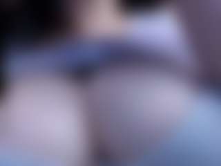 Live cam show with Angela - Flashing on Camversity