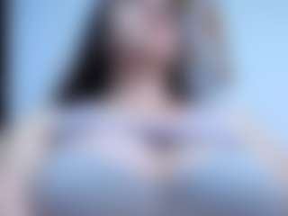 Live cam show with Angela - Amateur MILF on makecum.org