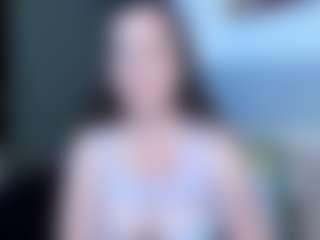Live cam show with Angela - Bedroom Brown Hair on galaxygirlnitro.com