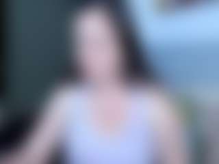 Live cam show with Angela - Brown Hair MILF on chickslive.net